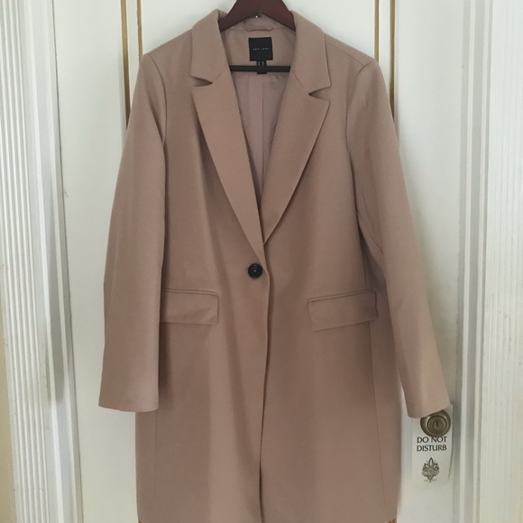 Light pink single button coat ✨ - Picture 3 of 6